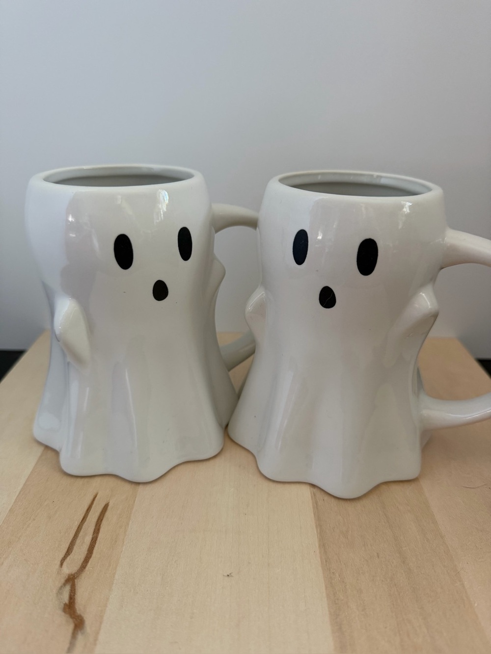 2025 Target Hyde and Eek set of 2 White Ghost Ceramic Mugs NEW Holds 16 Oz